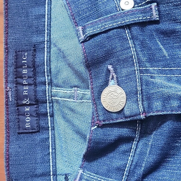 Rock and Republic Kasandra Rhinestone Jeans - Picture 2 of 9